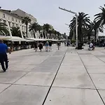 Apartament Teni *