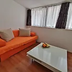 Apartament Teni