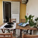 Teni * Split